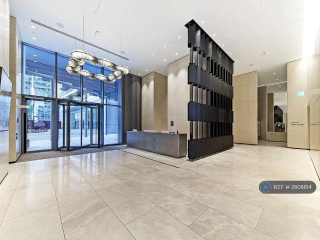 Apartment for rent in Canary Wharf, Greater London