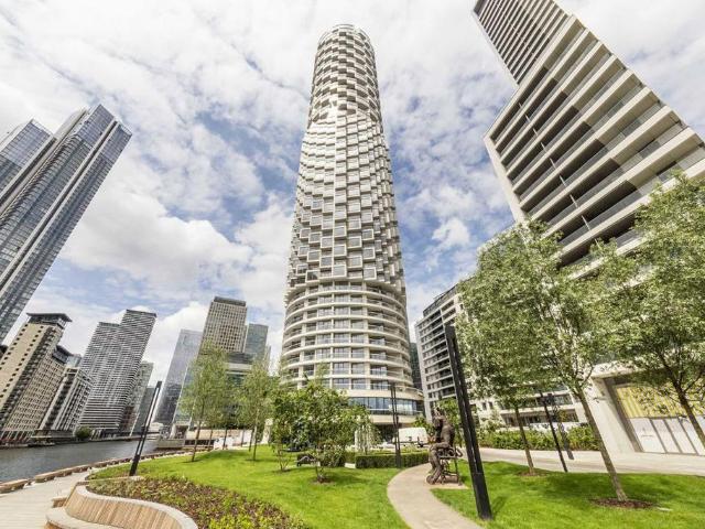 Apartment for rent in Canary Wharf, Greater London