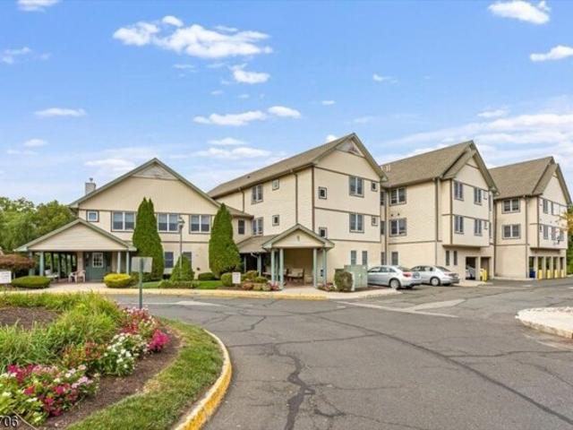 Condo for sale in Berkeley Heights, New Jersey