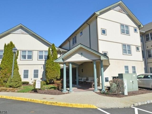 Condo for sale in Berkeley Heights, New Jersey