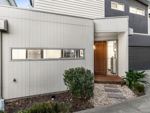 Townhouse for sale in Camerons Creek, Victoria