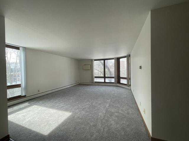 Apartment for rent in Hennepin, Minnesota