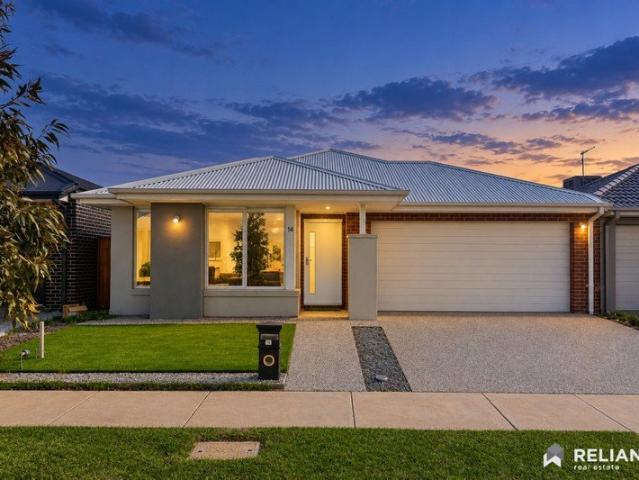 House for sale in Thornhill Central, Melbourne