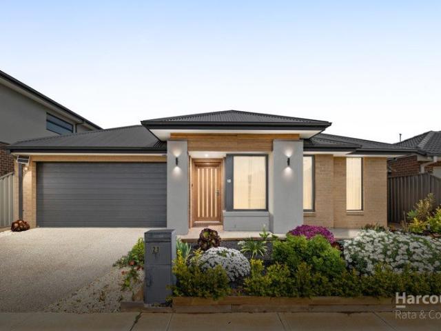 House for sale in Atherstone, Melbourne