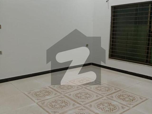 House for sale in Faisalabad, Islamabad Capital Territory