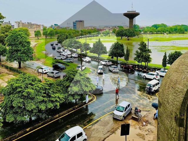 House for sale in Faisalabad, Islamabad Capital Territory