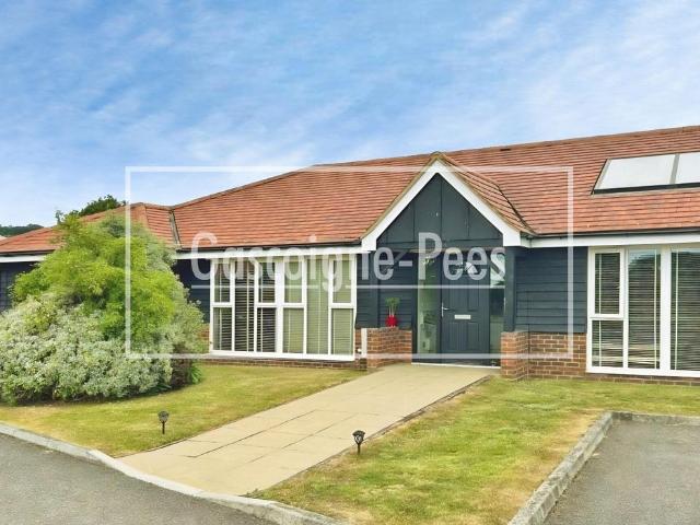 House for rent in Fole, Surrey