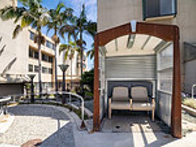 Apartment for rent in Oakland, California