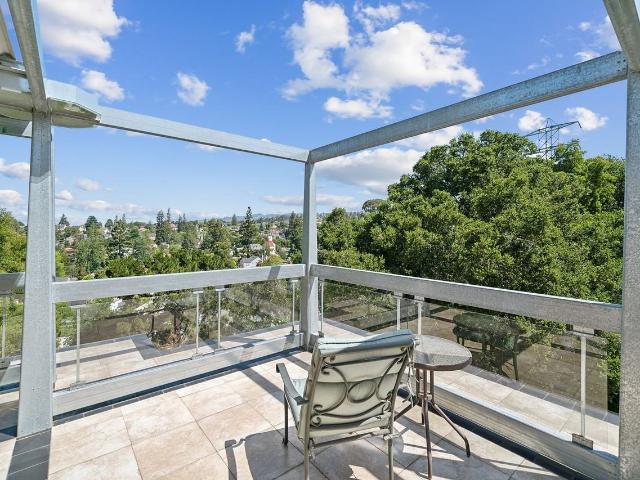 Apartment for rent in Oakland, California