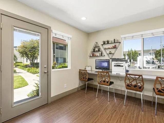 Apartment for rent in Garden Grove, California