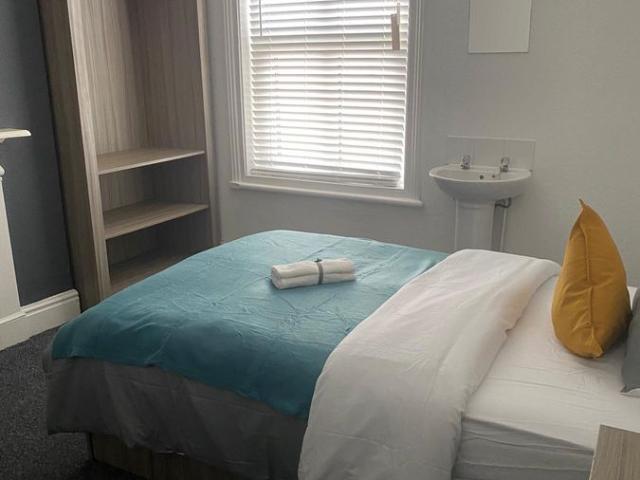 Room for rent in Stepney, Hull