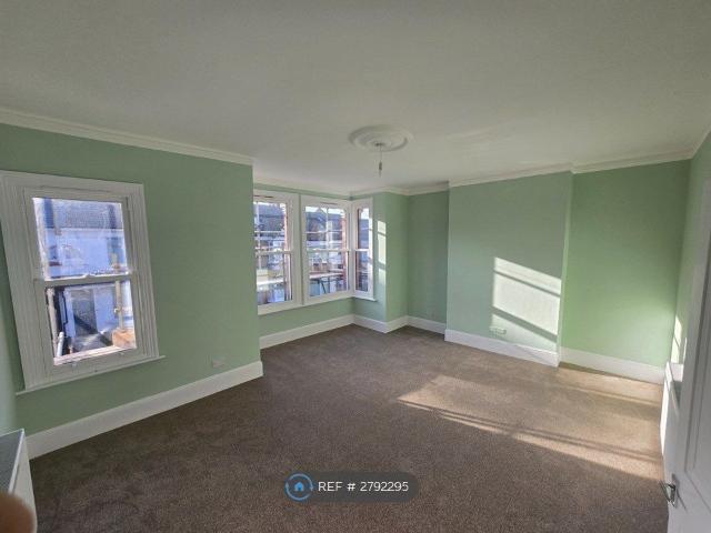 House for rent in Finchley, Greater London