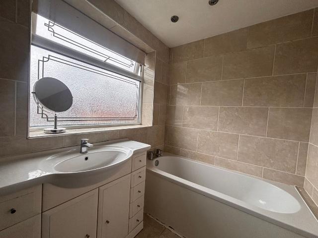 Apartment for rent in Gillity Village, Great Barr