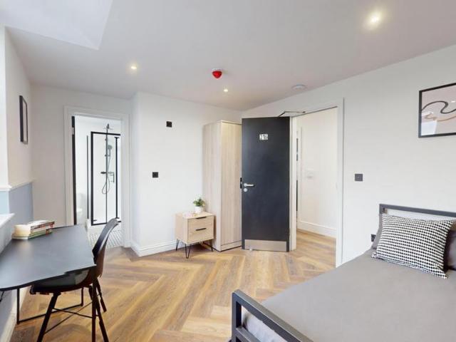 Apartment for rent in Victoria Park, Manchester