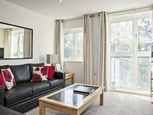 Apartment for rent in Horsell, Woking