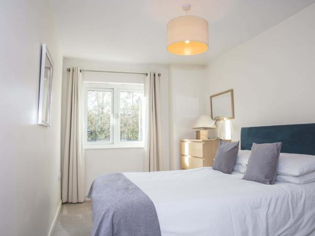 Apartment for rent in Horsell, Woking