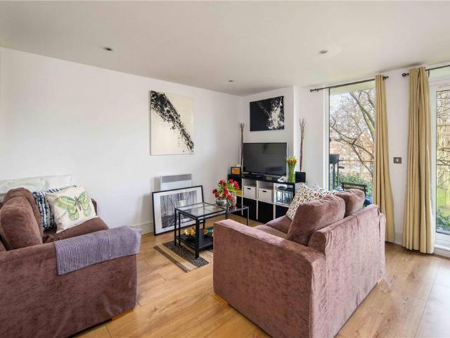 House for rent in Limehouse, Greater London