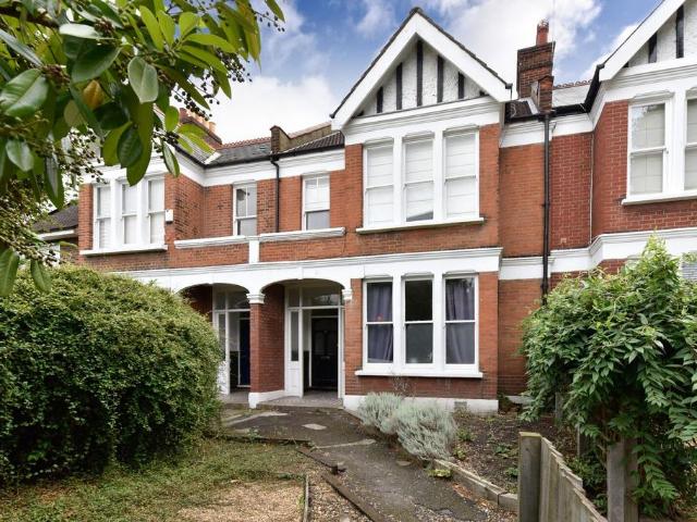 House for rent in Clapham, Greater London