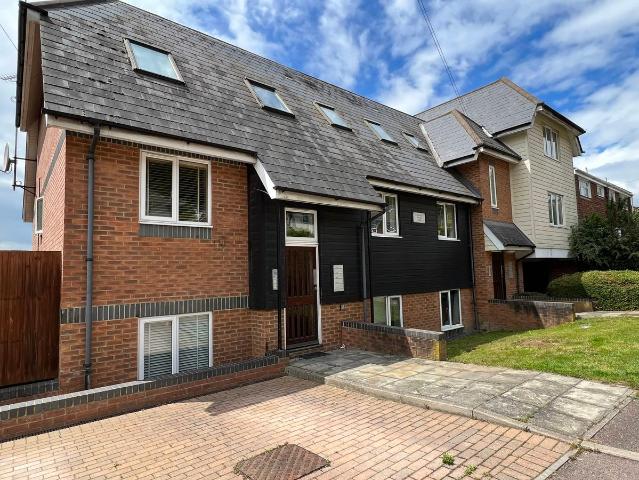 House for rent in Luton, Chatham