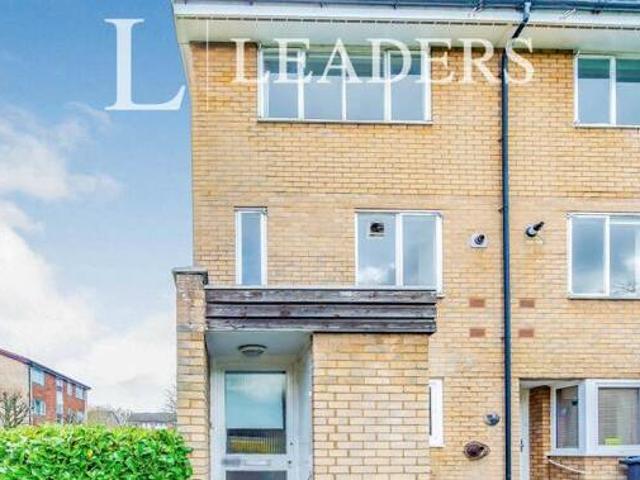 House for rent in Surrey
