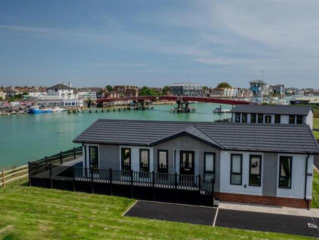 Park Home for sale in Clapham, West Sussex