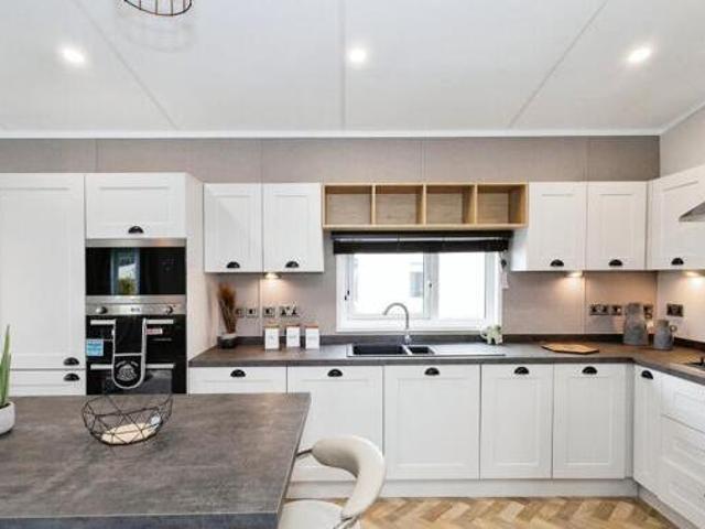 House for sale in Littlecote, West Sussex