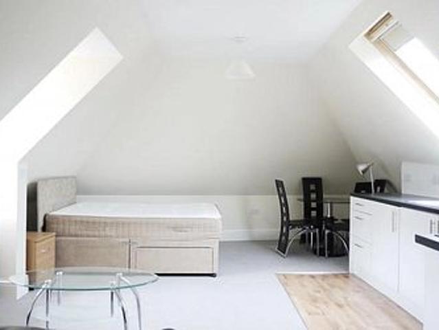 Apartment for rent in St. Mildred's, The Bridge