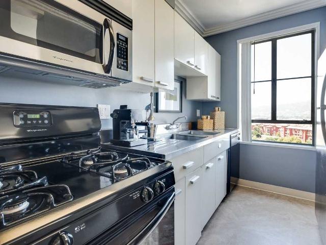 Apartment for rent in Canoga Park, California