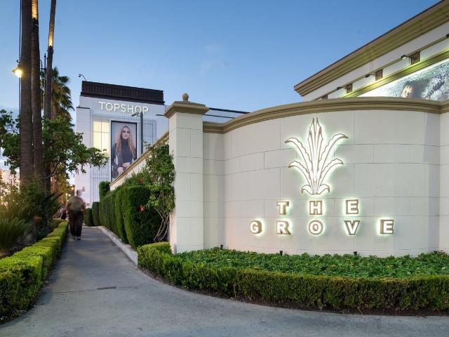 Apartment for rent in Canoga Park, California