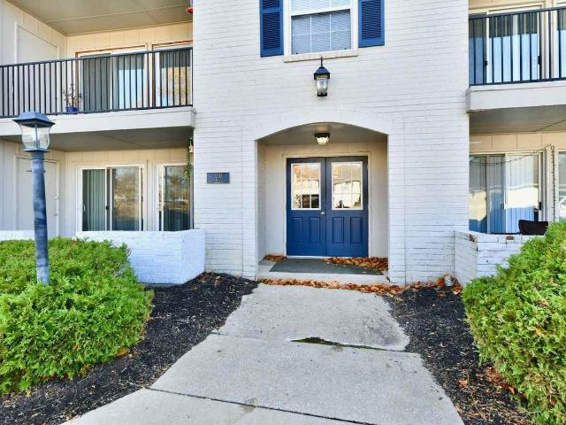 Apartment for rent in Carmel, Indiana