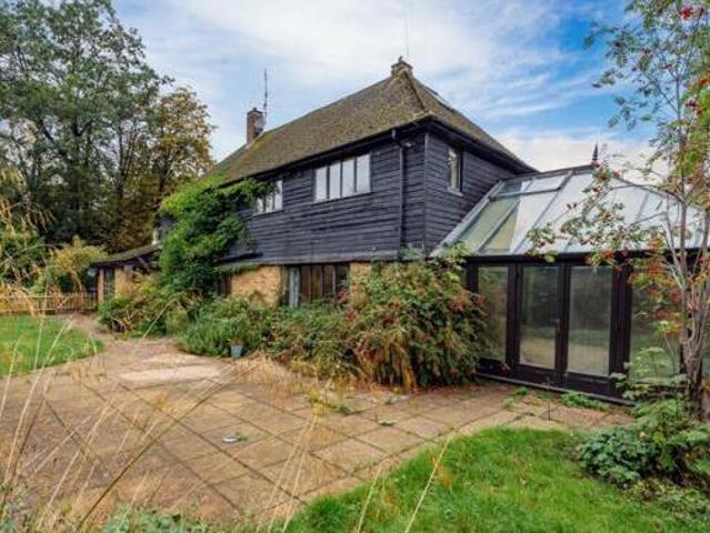 House for sale in Beaconsfield, Penn Bottom