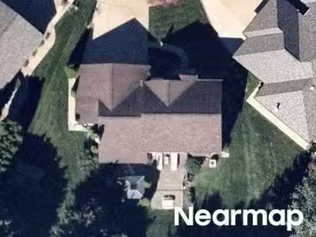 House for sale in Macomb