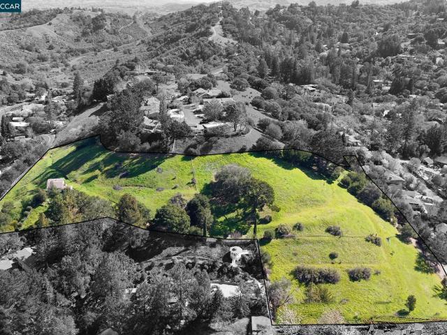 Land for sale in Orinda, California