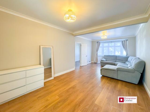 House for rent in Rush Green, Greater London