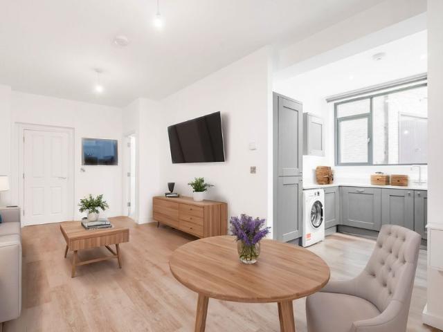 Apartment for rent in Heigham Grove, East Bank