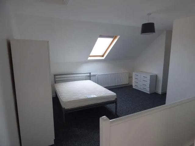 House for rent in Heath, Wakefield
