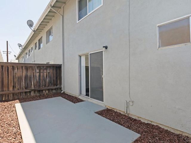 Apartment for rent in Tustin, California