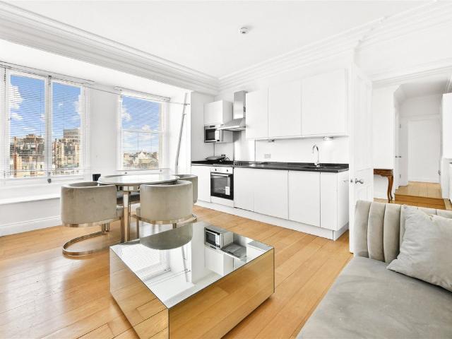 Apartment for rent in Knightsbridge, Greater London