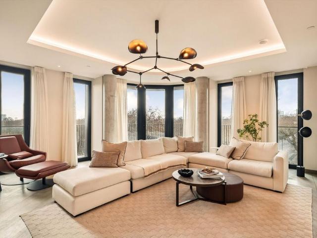 Apartment for rent in Kensington, Greater London