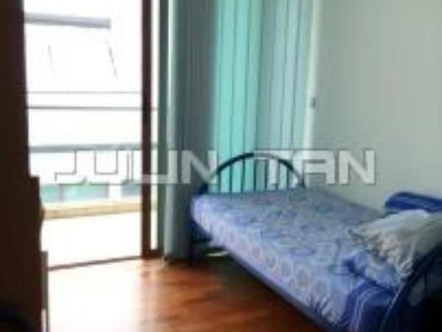 Apartment for sale in Hillview Avenue, 05 South West