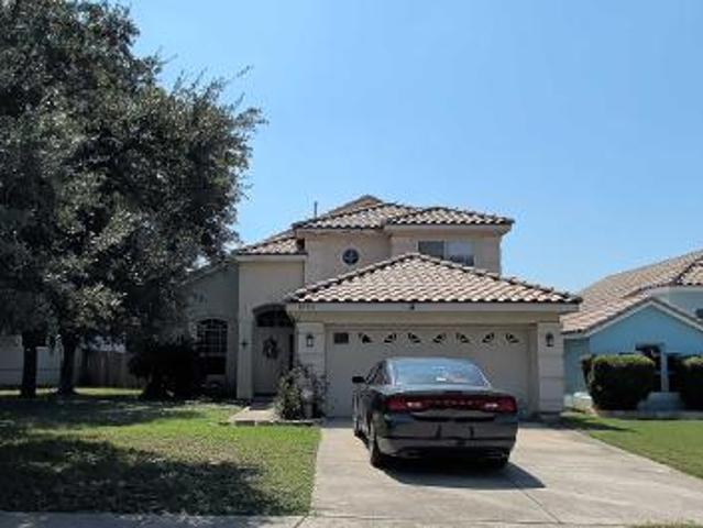 House for sale in Universal City, Texas