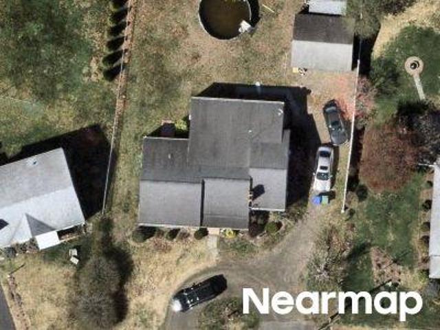 House for sale in Cromwell, Connecticut