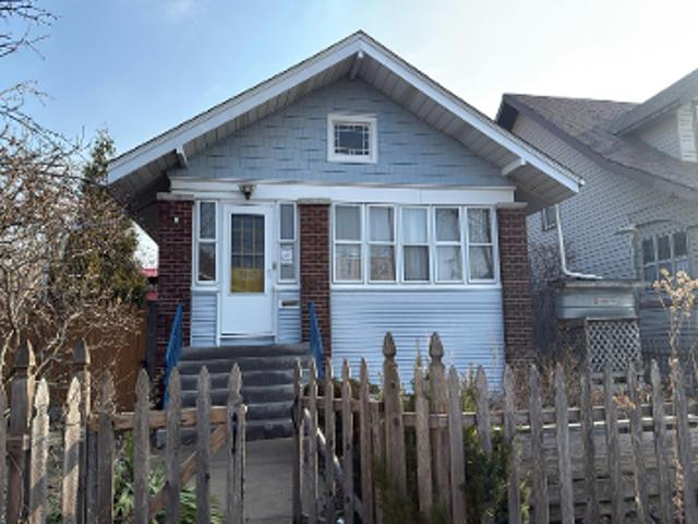 House for sale in Hammond, Indiana