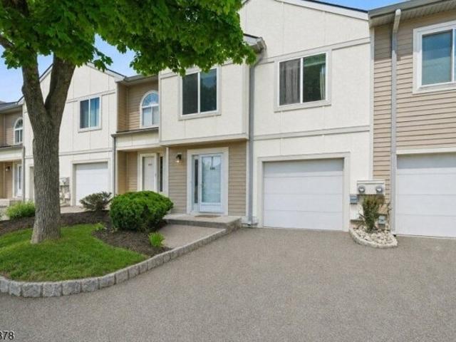 House for sale in Springfield, New Jersey