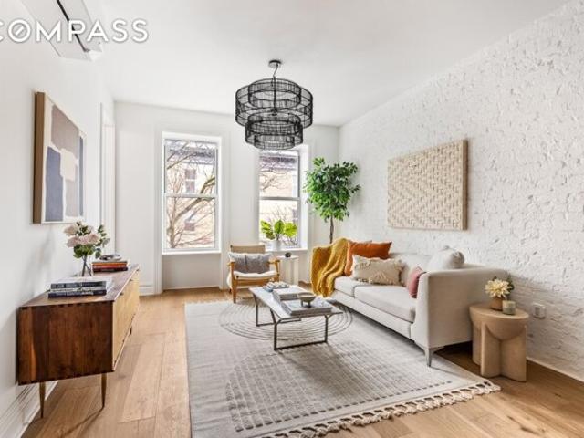 Condo for sale in Arverne, New York