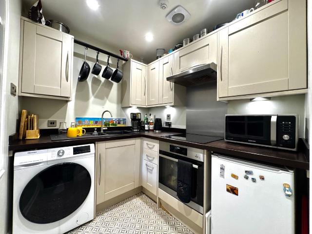 Apartment for rent in Tyndall's Park, Bristol