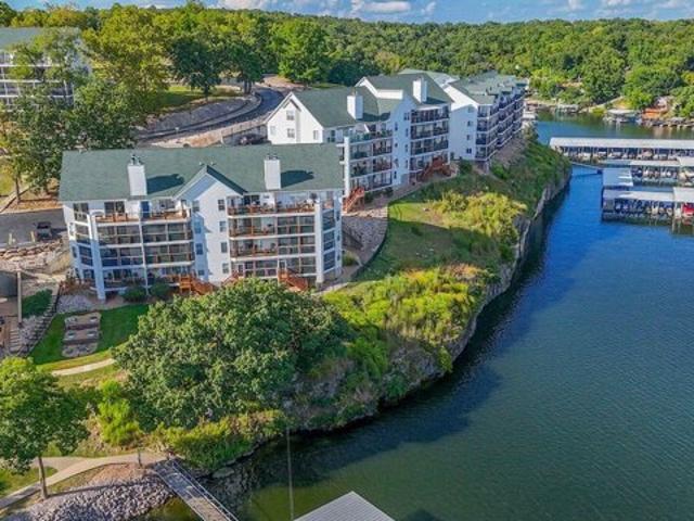 Condo for sale in Kaiser, Missouri