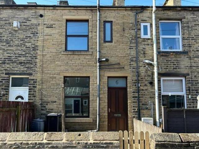 House for rent in Halifax, West Yorkshire