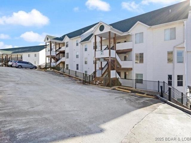 Condo for sale in Kaiser, Missouri