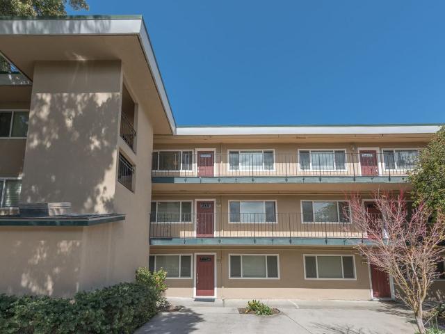 Apartment for rent in San Mateo, California